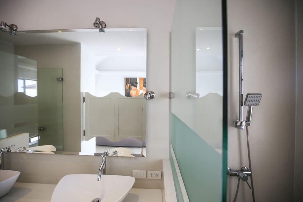 Villa 5 Bedroom Sea View Bang Por Sdv205-by Samui Dream *