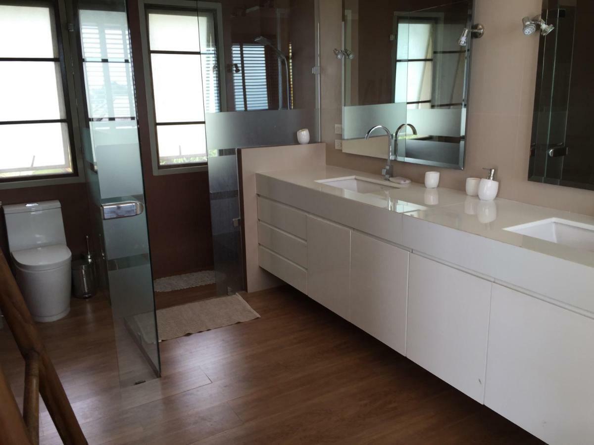 5 Bedroom Sea View Bang Por Sdv205-by Samui Dream Villa *